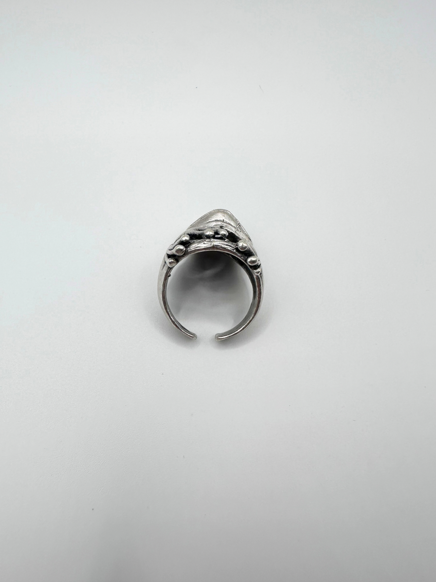 Silver Cuddle Frog Ring