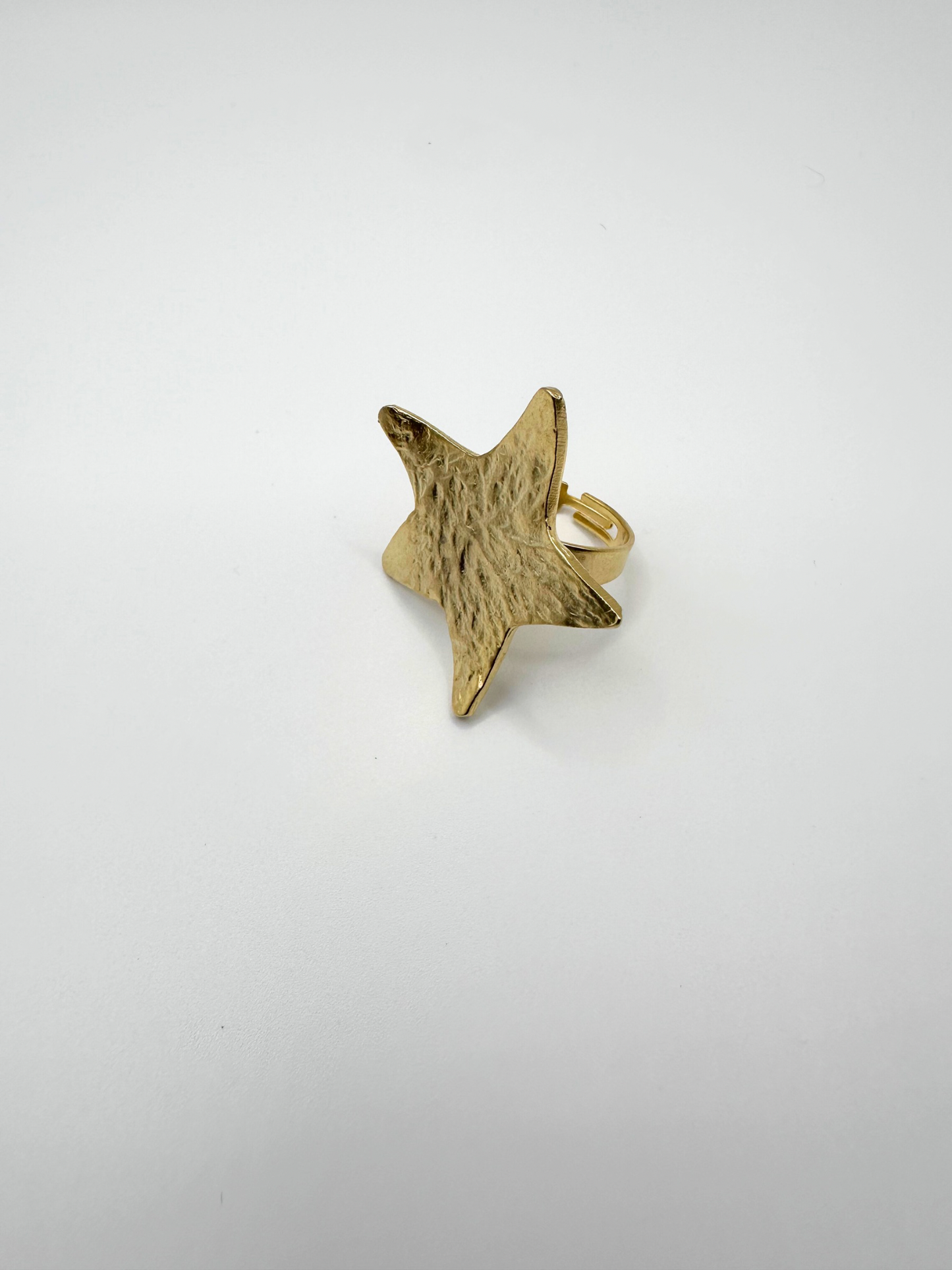 Gold Floating Star Ring