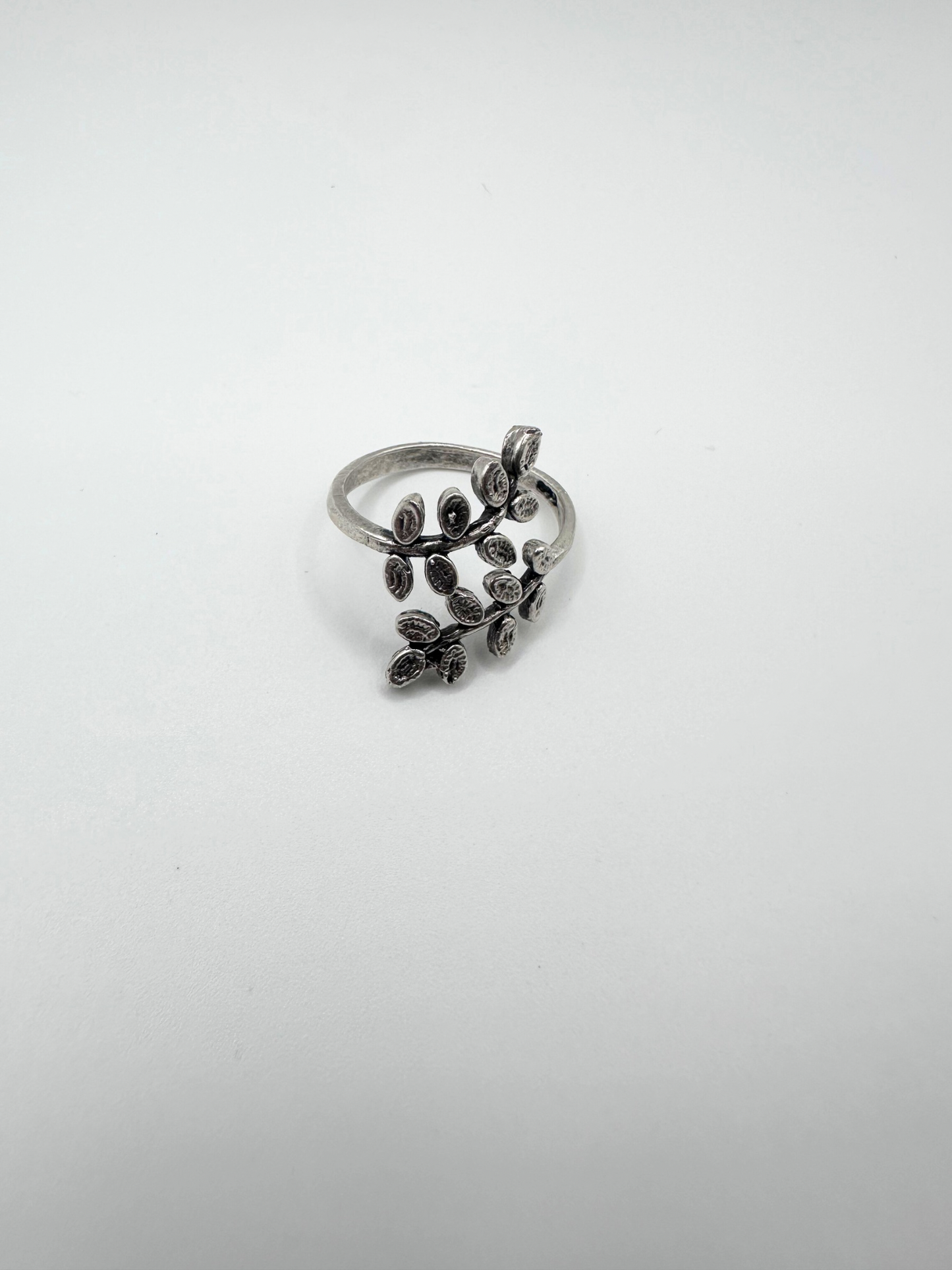 Silver Simple leaves Ring