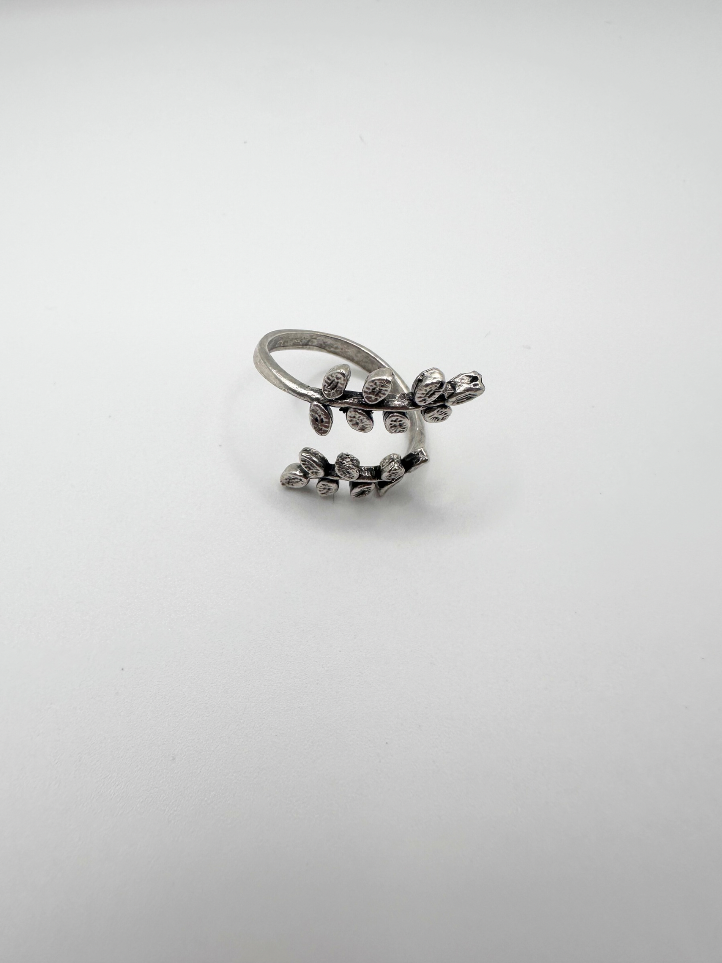 Silver Simple leaves Ring