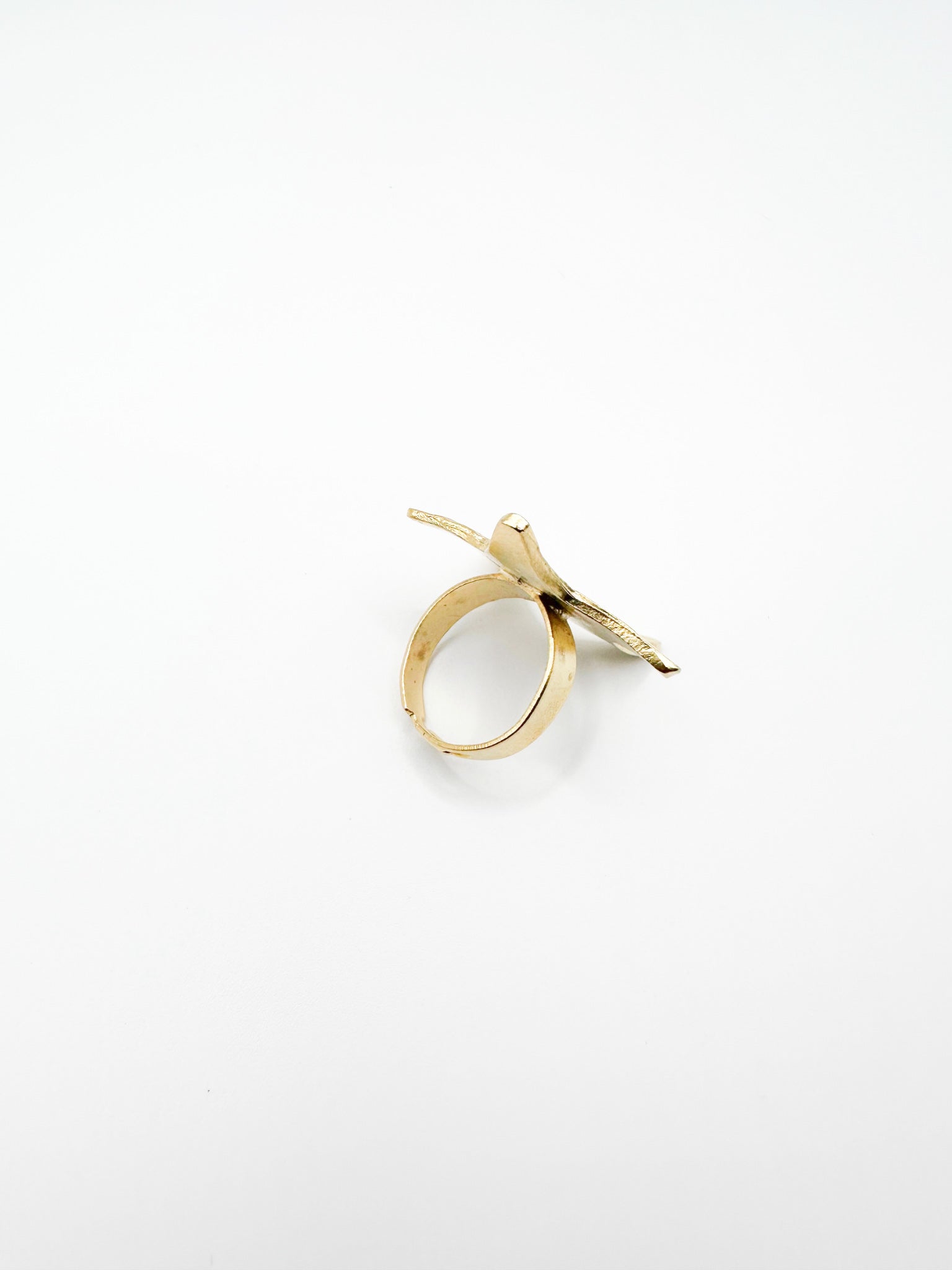 Gold Floating Star Ring