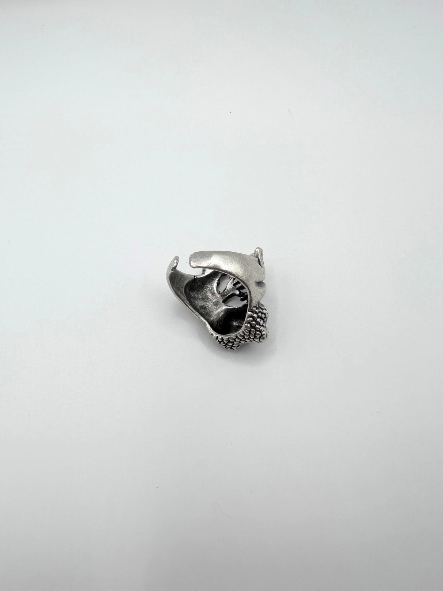 Silver Cuddle Frog Ring