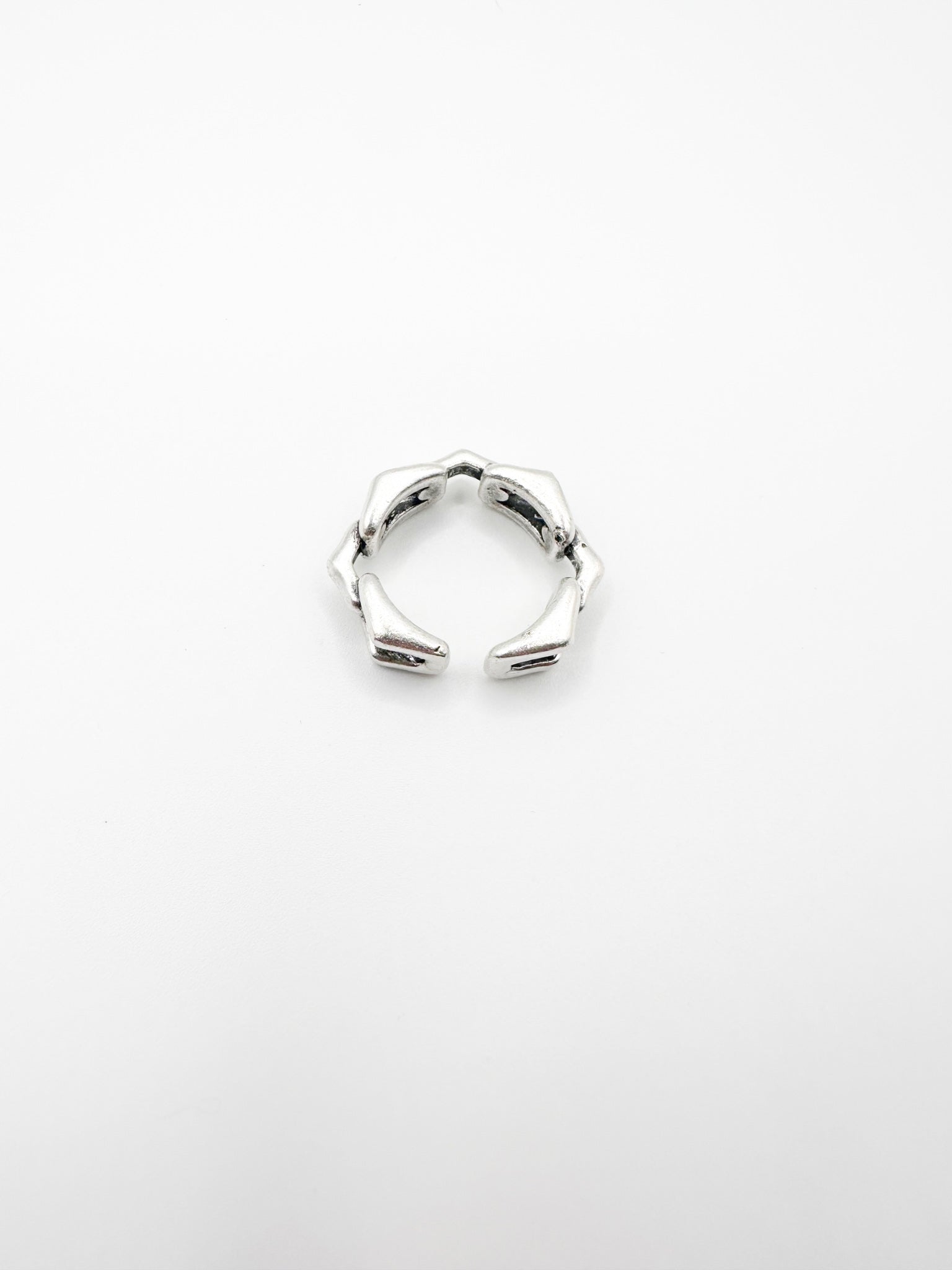 Silver Joint Buckles Ring