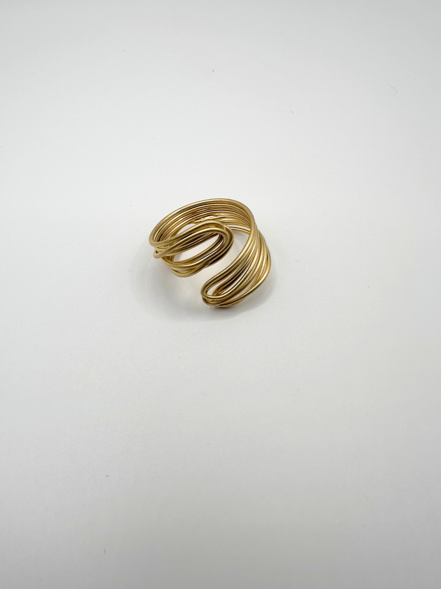Gold Joint Strings Ring