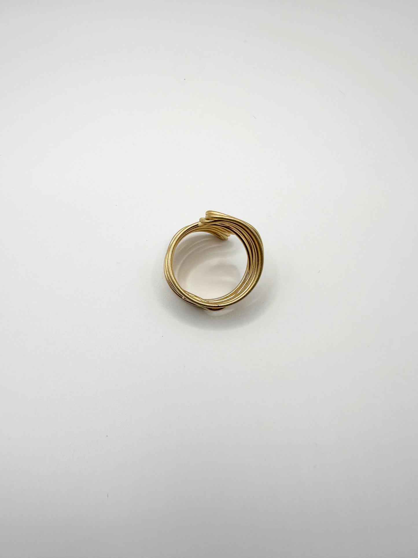 Gold Joint Strings Ring