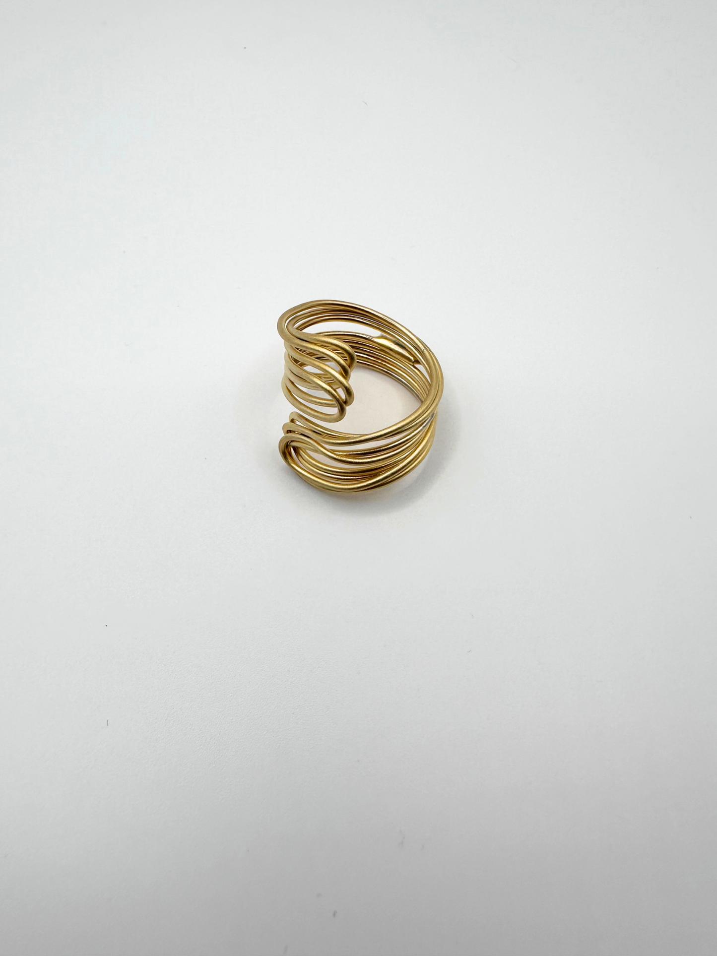 Gold Joint Strings Ring